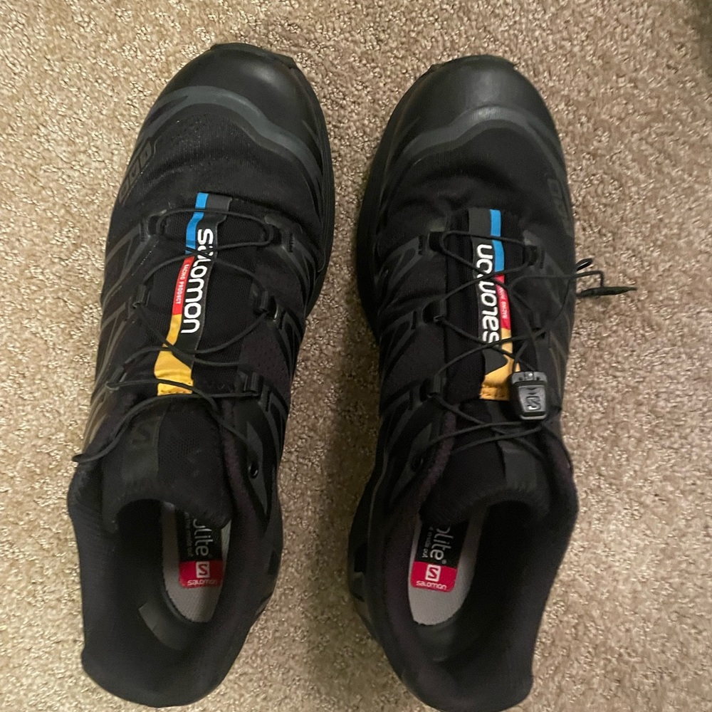 Salomon XT-6 barely worn!